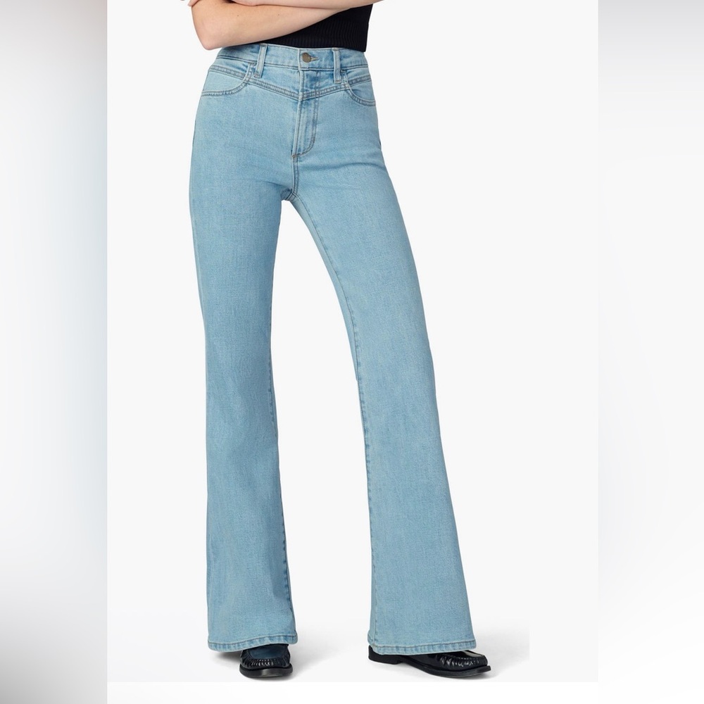 Joe’s V-Yoke Waist Flare Jeans petit 27p